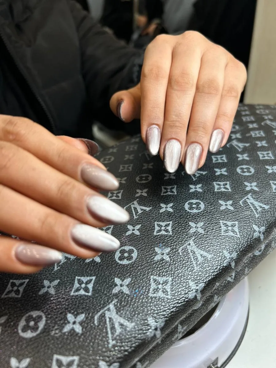 زیبایی ناخناتو بسپار به من💅🏻